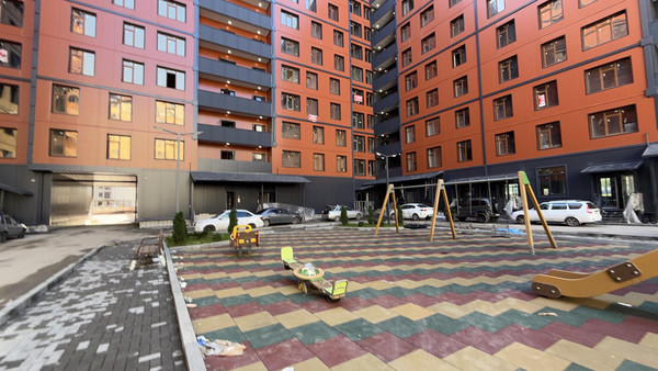 Продам трехкомнатную (3-комн.) квартиру, Тарчокова ул, 33к39, Нальчик г