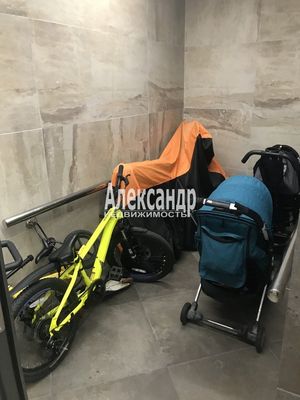 Продам однокомнатную (1-комн.) квартиру, Авиаторов Балтики пр-кт, 29к2, Мурино п