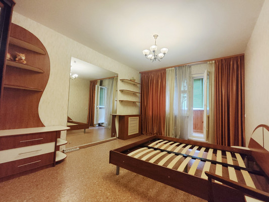 Продам однокомнатную (1-комн.) квартиру, Патриотов пр-кт, 50Б, Воронеж г