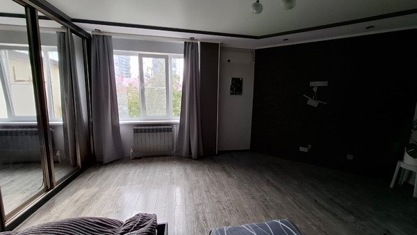 Продам однокомнатную (1-комн.) квартиру, Мореходный проезд, 3к2, Новороссийск г