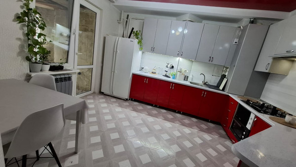 Продам однокомнатную (1-комн.) квартиру, Мореходный проезд, 3к2, Новороссийск г