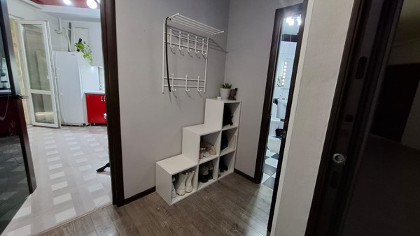 Продам однокомнатную (1-комн.) квартиру, Мореходный проезд, 3к2, Новороссийск г