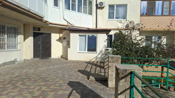 Продам однокомнатную (1-комн.) квартиру, Мореходный проезд, 3к2, Новороссийск г