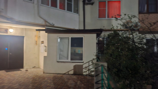 Продам однокомнатную (1-комн.) квартиру, Мореходный проезд, 3к2, Новороссийск г