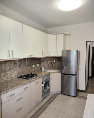 Продам однокомнатную (1-комн.) квартиру, Ковыльная ул, 94, Симферополь г