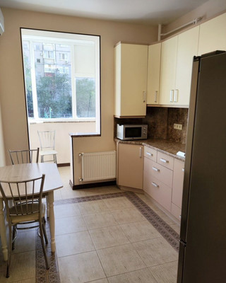 Продам однокомнатную (1-комн.) квартиру, Ковыльная ул, 94, Симферополь г