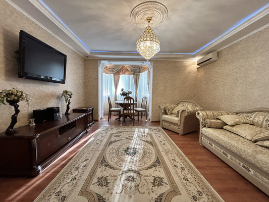 Сдам двухкомнатную (2-комн.) квартиру, Киевская ул, 141а, Симферополь г