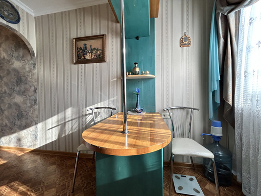 Сдам двухкомнатную (2-комн.) квартиру, Киевская ул, 141а, Симферополь г