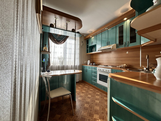 Сдам двухкомнатную (2-комн.) квартиру, Киевская ул, 141а, Симферополь г