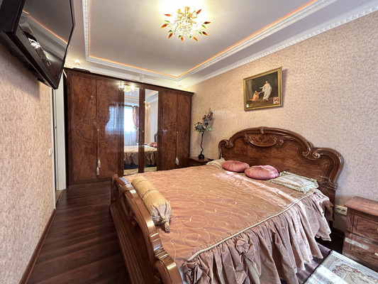 Сдам двухкомнатную (2-комн.) квартиру, Киевская ул, 141а, Симферополь г