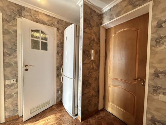 Сдам двухкомнатную (2-комн.) квартиру, Киевская ул, 141а, Симферополь г