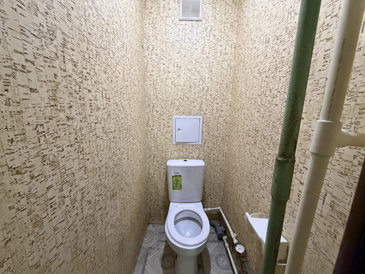 Продам двухкомнатную (2-комн.) квартиру, Молодой Гвардии ул, 71кА, Брянск г