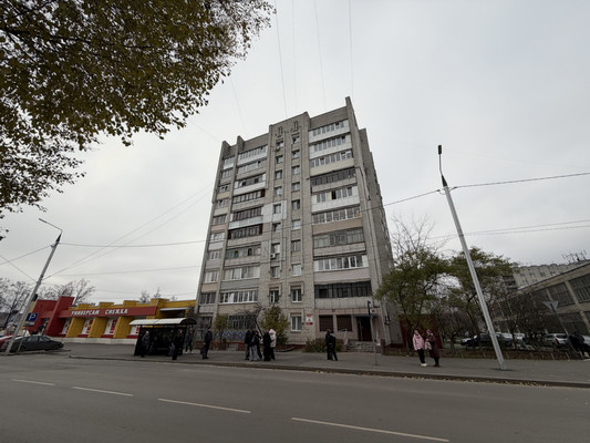 Продам двухкомнатную (2-комн.) квартиру, Молодой Гвардии ул, 71кА, Брянск г