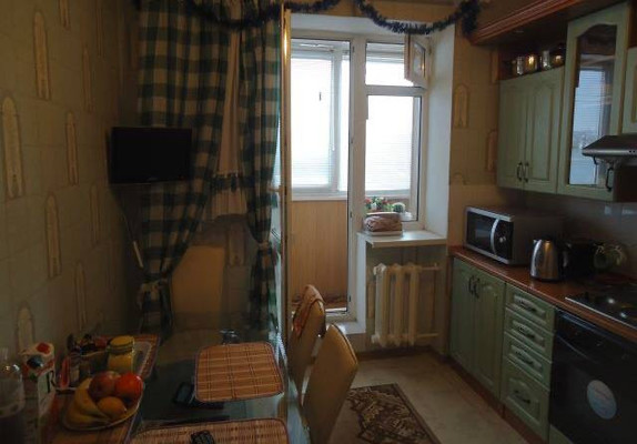 Сдам двухкомнатную (2-комн.) квартиру, Козлова ул, 41, Симферополь г