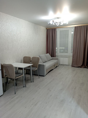 Продам трехкомнатную (3-комн.) квартиру, 78 Добровольческой Бригады ул, 25, Красноярск г