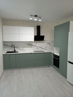 Продам трехкомнатную (3-комн.) квартиру, 78 Добровольческой Бригады ул, 25, Красноярск г