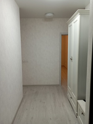 Продам трехкомнатную (3-комн.) квартиру, 78 Добровольческой Бригады ул, 25, Красноярск г