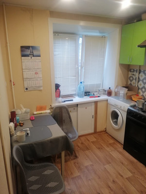 Продам двухкомнатную (2-комн.) квартиру, 50 лет Октября ул, 22, Алексин г