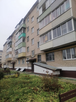 Продам двухкомнатную (2-комн.) квартиру, 50 лет Октября ул, 22, Алексин г