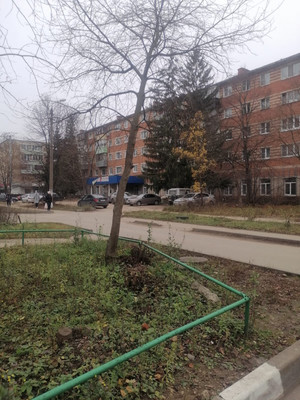 Продам двухкомнатную (2-комн.) квартиру, 50 лет Октября ул, 22, Алексин г