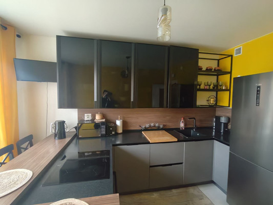 Продам трехкомнатную (3-комн.) квартиру, Реутовская ул, 11, Балашиха г