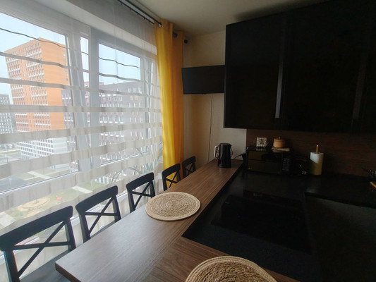 Продам трехкомнатную (3-комн.) квартиру, Реутовская ул, 11, Балашиха г