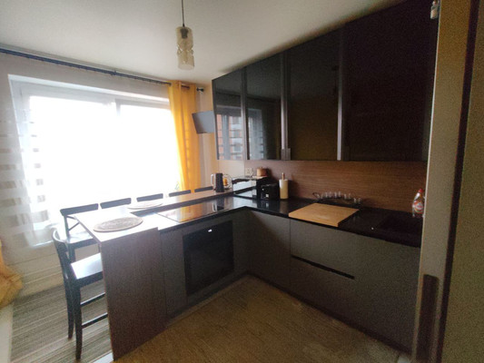 Продам трехкомнатную (3-комн.) квартиру, Реутовская ул, 11, Балашиха г