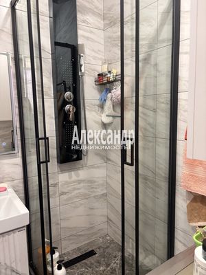 Продам однокомнатную (1-комн.) квартиру, Западный проезд, 13/1, имени Свердлова гп