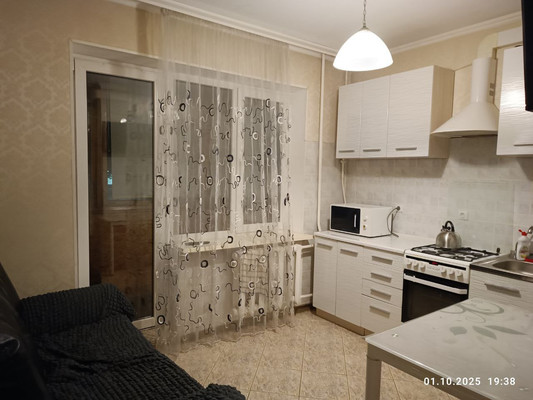 Продам однокомнатную (1-комн.) квартиру, Аллея смелых ул, 72, Калининград г