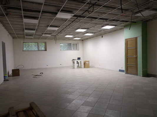 Сдам торговое помещение 160 м2, 29, Знамя Октября п