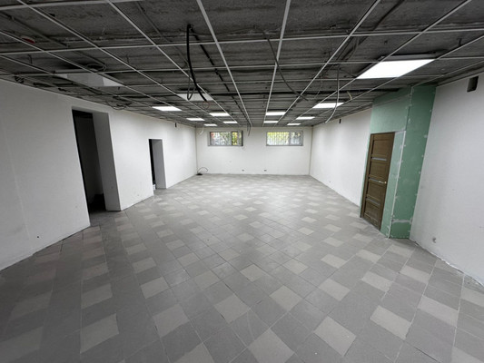 Сдам торговое помещение 160 м2, 29, Знамя Октября п