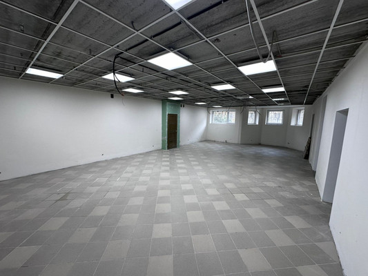 Сдам торговое помещение 160 м2, 29, Знамя Октября п