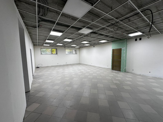 Сдам торговое помещение 160 м2, 29, Знамя Октября п