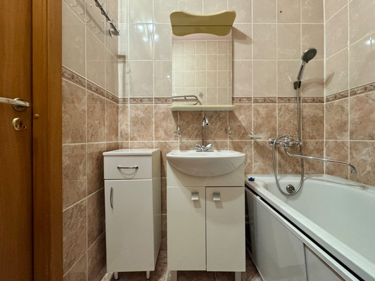 Продам однокомнатную (1-комн.) квартиру, Арсенальная ул, 2, Новое Девяткино д