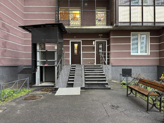 Продам однокомнатную (1-комн.) квартиру, Арсенальная ул, 2, Новое Девяткино д