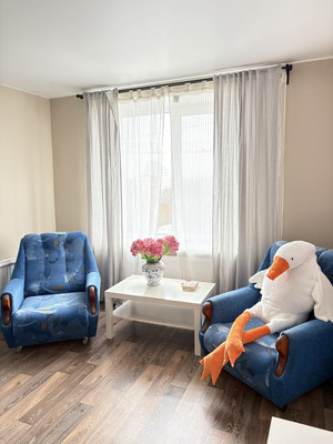 Продам трехкомнатную (3-комн.) квартиру, Славы пр-кт, 12Ак1, Санкт-Петербург г