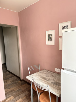 Продам трехкомнатную (3-комн.) квартиру, Славы пр-кт, 12Ак1, Санкт-Петербург г