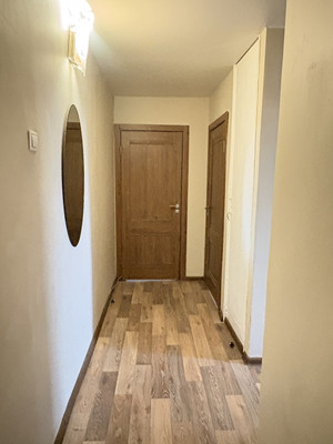 Продам трехкомнатную (3-комн.) квартиру, Славы пр-кт, 12Ак1, Санкт-Петербург г