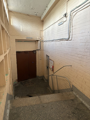 Продам трехкомнатную (3-комн.) квартиру, Славы пр-кт, 12Ак1, Санкт-Петербург г