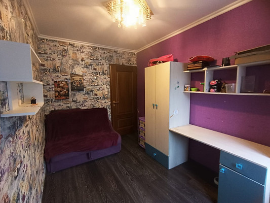 Продам двухкомнатную (2-комн.) квартиру, Виндавский пр-кт, 42, Голицыно г