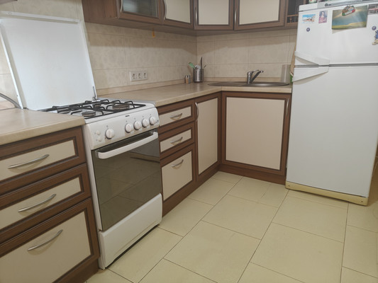 Продам двухкомнатную (2-комн.) квартиру, Ленина пр-кт, 42кЖ, Ростов-на-Дону г