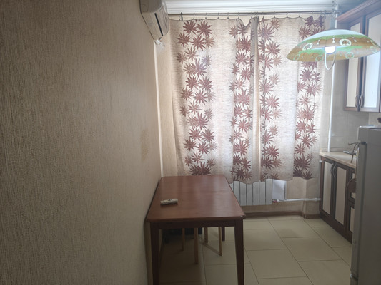 Продам двухкомнатную (2-комн.) квартиру, Ленина пр-кт, 42кЖ, Ростов-на-Дону г