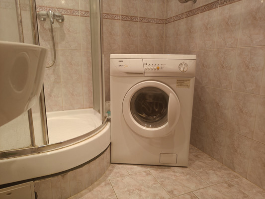 Продам двухкомнатную (2-комн.) квартиру, Ленина пр-кт, 42кЖ, Ростов-на-Дону г