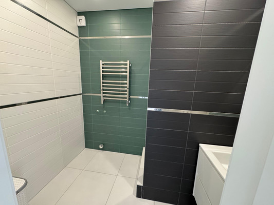 Продам трехкомнатную (3-комн.) квартиру, Еременко ул, 114, Ростов-на-Дону г