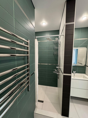 Продам трехкомнатную (3-комн.) квартиру, Еременко ул, 114, Ростов-на-Дону г