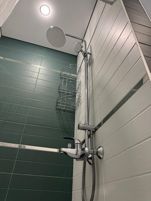 Продам трехкомнатную (3-комн.) квартиру, Еременко ул, 114, Ростов-на-Дону г