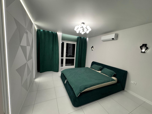 Продам трехкомнатную (3-комн.) квартиру, Еременко ул, 114, Ростов-на-Дону г