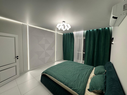 Продам трехкомнатную (3-комн.) квартиру, Еременко ул, 114, Ростов-на-Дону г