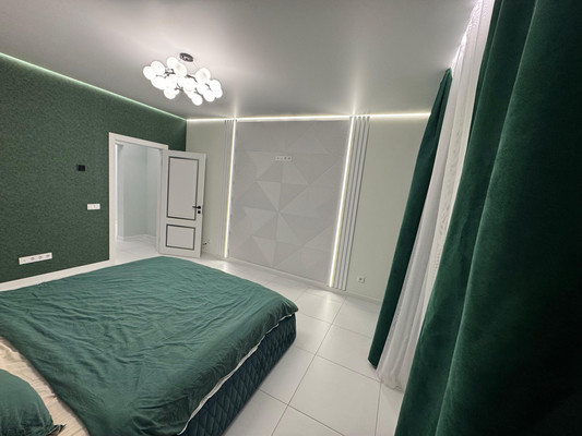 Продам трехкомнатную (3-комн.) квартиру, Еременко ул, 114, Ростов-на-Дону г