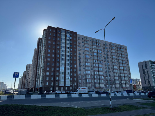 Продам трехкомнатную (3-комн.) квартиру, Еременко ул, 114, Ростов-на-Дону г